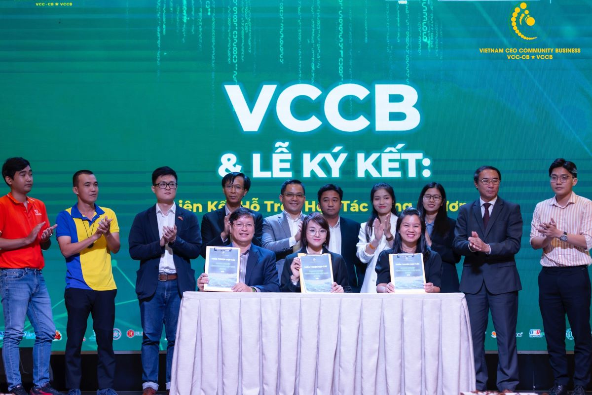 Lễ ra mắt doanh nghiệp cộng đồng CEO Việt Nam