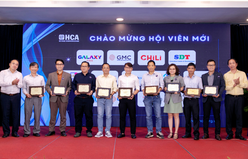 Chili trở thành hội viên của hội tin học TP Hồ Chí Minh HCA - 11